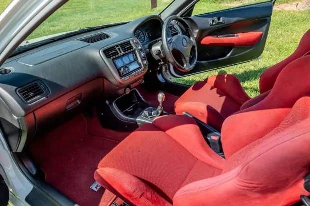 1999_honda_civic-type-r_1999_honda_civic-type-r_b0afccfa-059d-4da8-99a7-73e9f95ab238-tqug6b-17751-20910