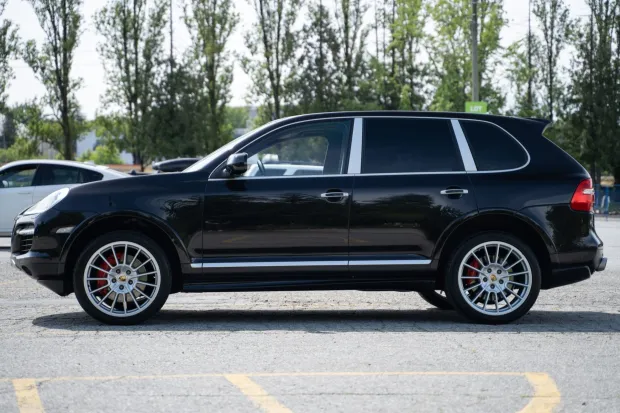 2005_porsche_cayenne_ady0101-08752